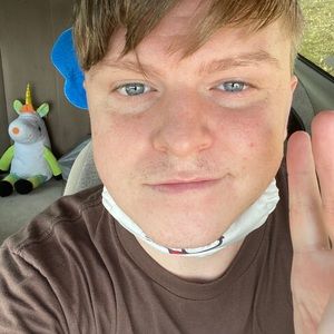 Meet your Posher, Brandon